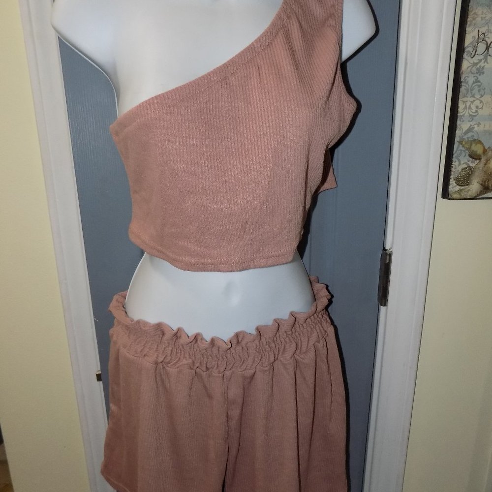 Shein Ribbed One Shoulder Crop Top Tee and Shorts Set Size L Women's NWOT